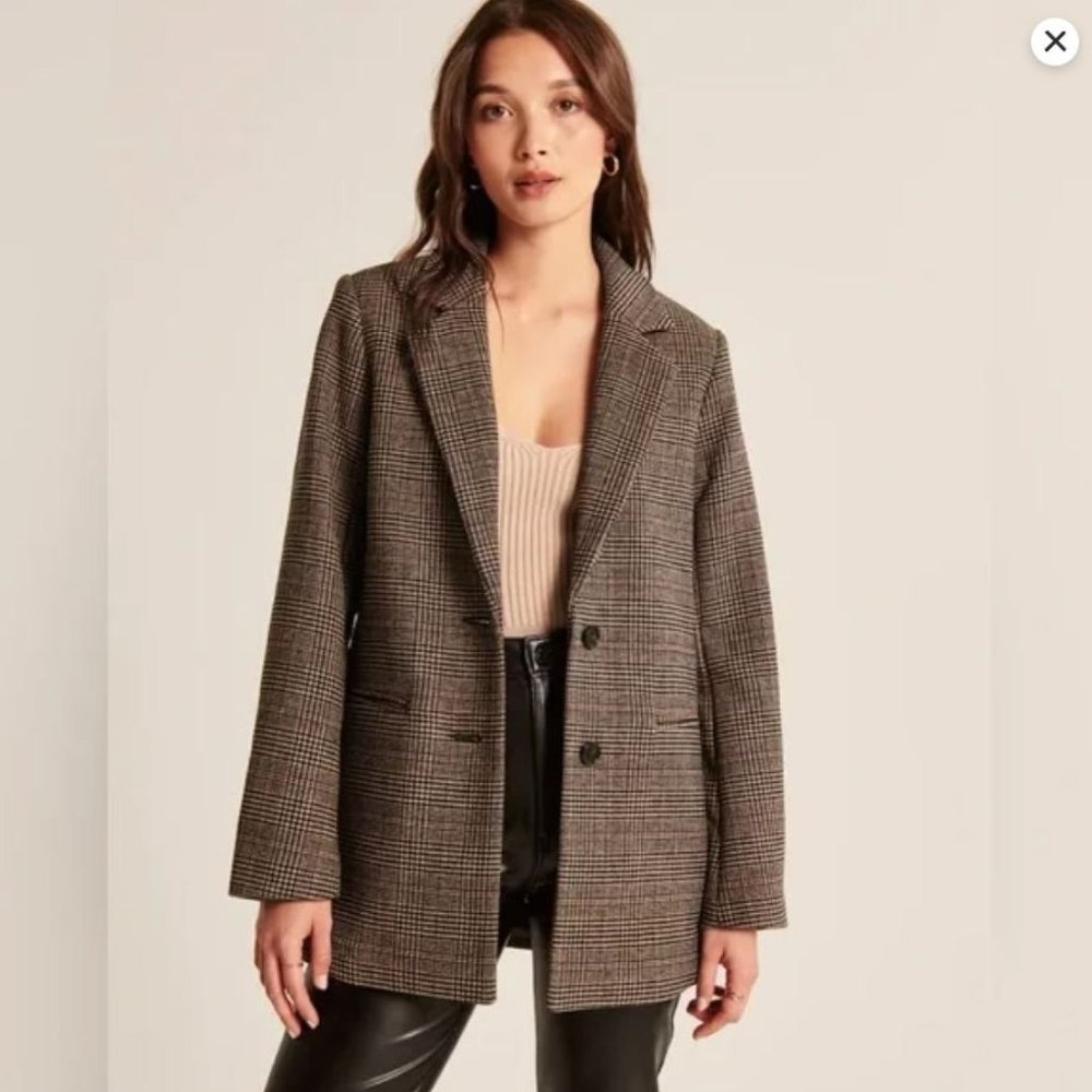Like New - Abercrombie & Fitch Wool Blend Blazer Coat with Side Pockets in Brown